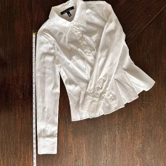 WHBM White Button Down Poplin Shirt Size: 2 - Business Casual Quiet Luxury - Picture 8 of 10